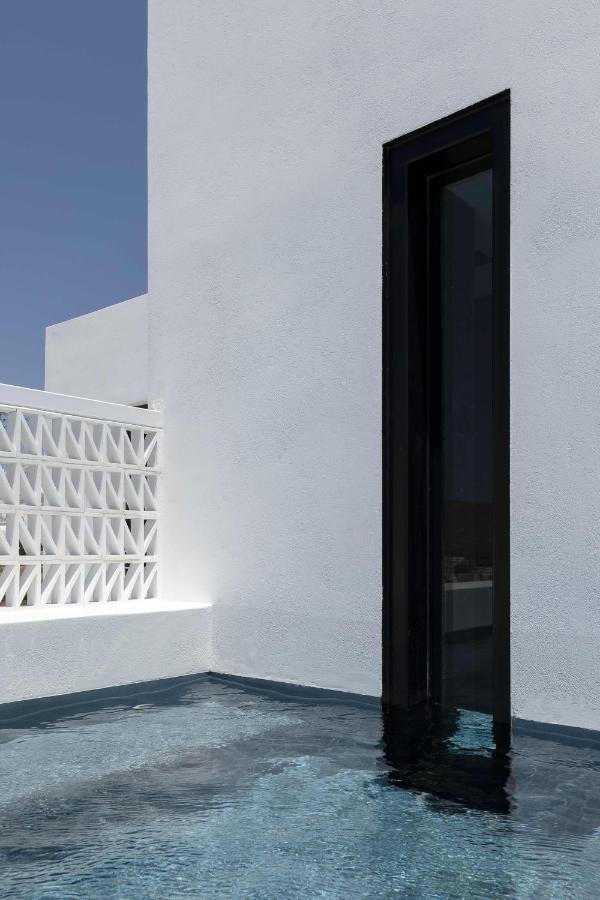 Cubic Mykonos Seafront Design Suites Орнос Екстериор снимка