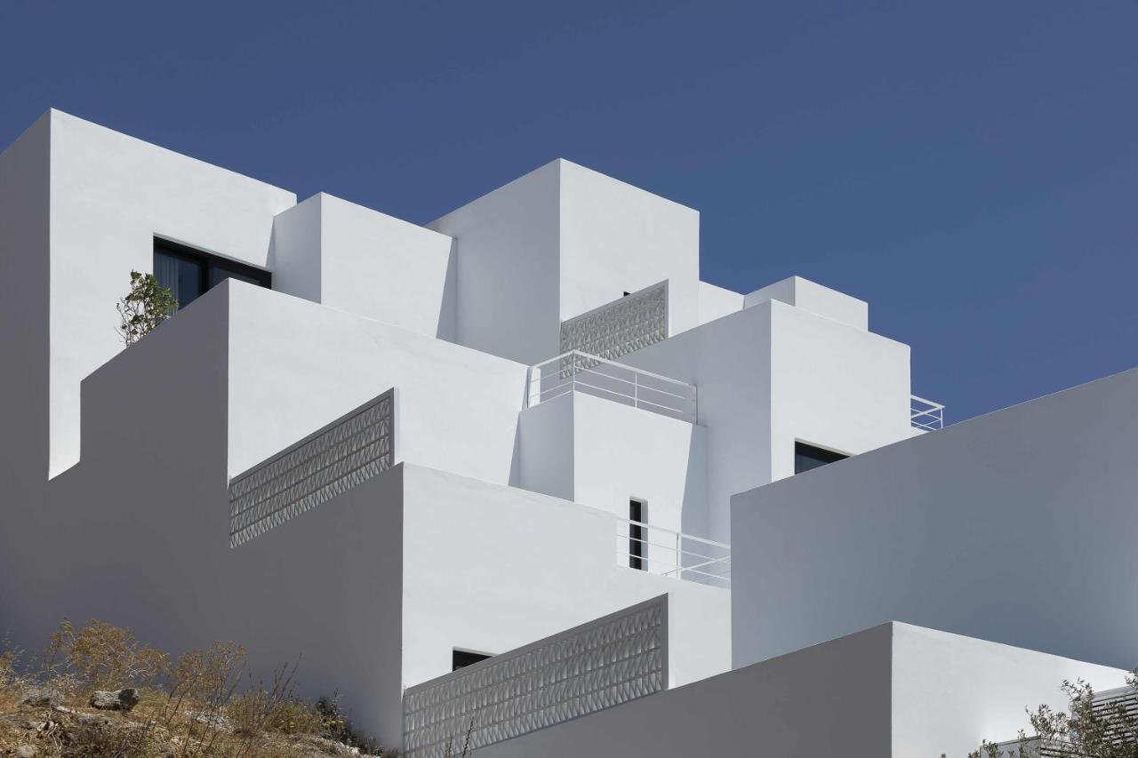 Cubic Mykonos Seafront Design Suites Орнос Екстериор снимка