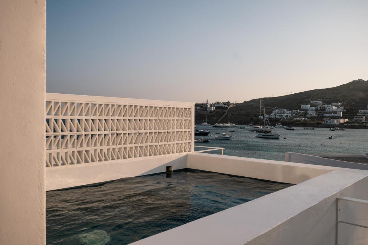Cubic Mykonos Seafront Design Suites Орнос Екстериор снимка
