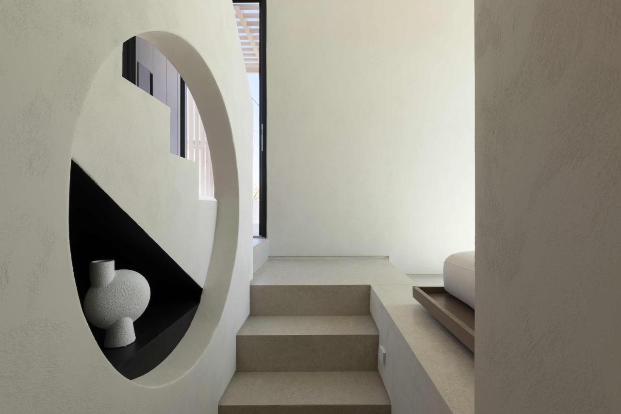 Cubic Mykonos Seafront Design Suites Орнос Екстериор снимка